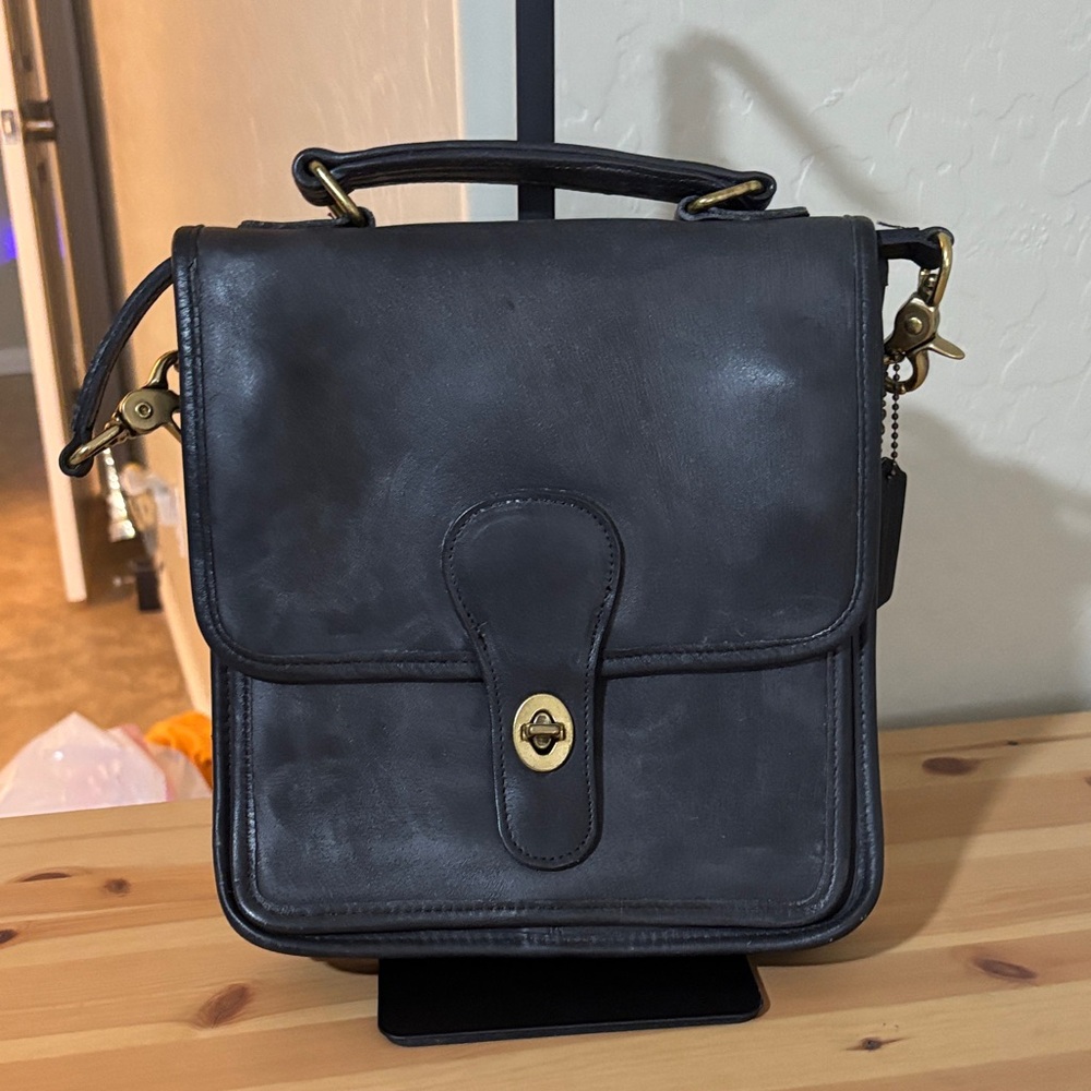 Coach Vintage Willis Black Leather Shoulder Bag